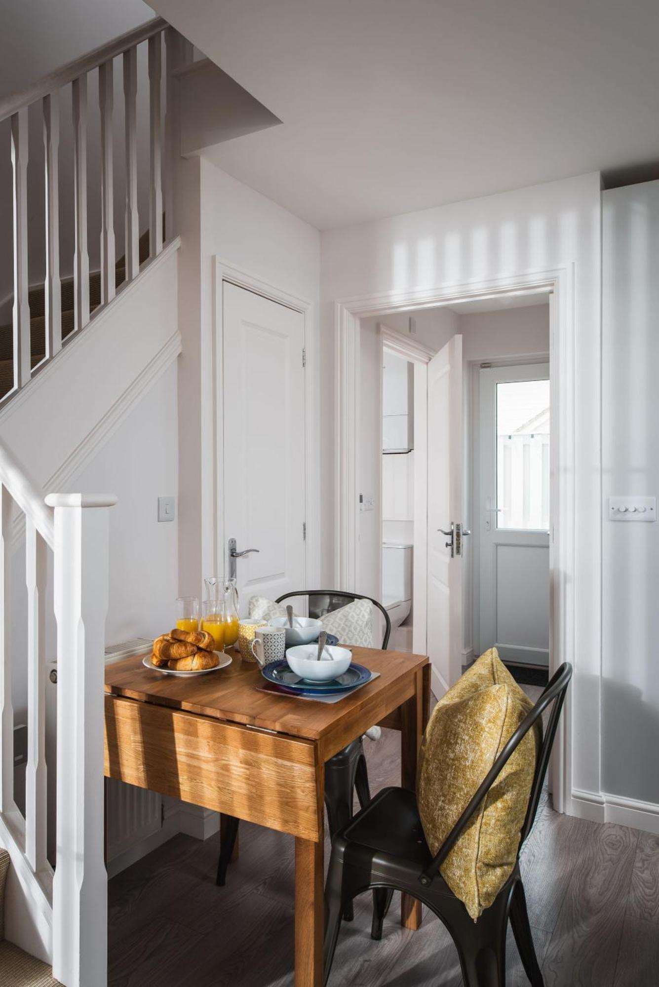 Tradewinds Villa Camber ภายนอก รูปภาพ